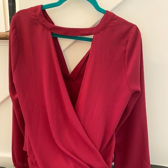 Astr Burgundy Blouse Size M - Picture 8 of 8